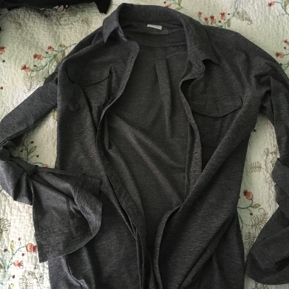 Eddie Bauer Button up