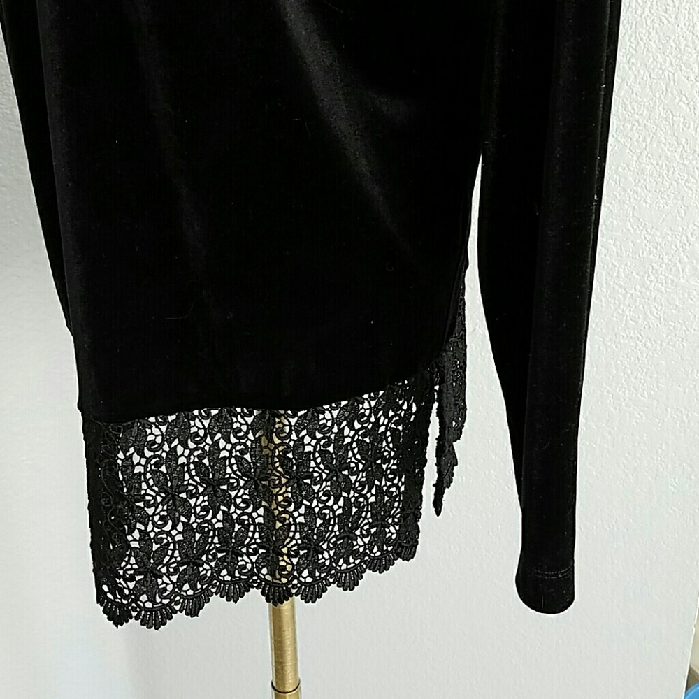 Top - Picture 3 of 4
