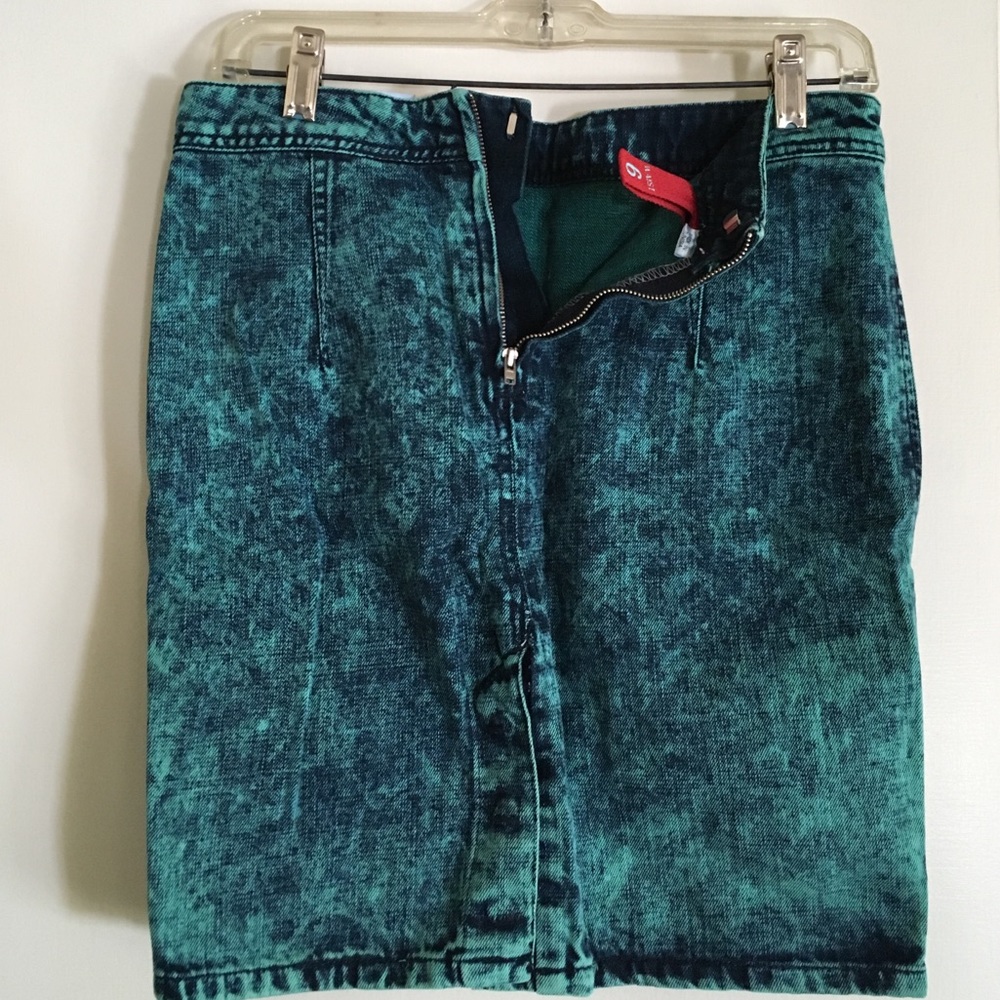 Fitted acid wash jean midi high waist skirt