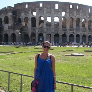 Meet your Posher, Deena