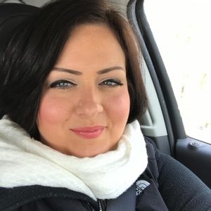 Meet your Posher, Katelyn