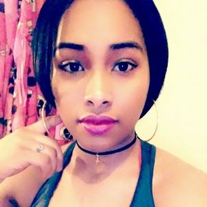 Meet your Posher, Alina