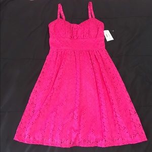 B. Smart fuchsia sundress