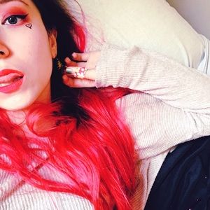 Meet your Posher, Nikki