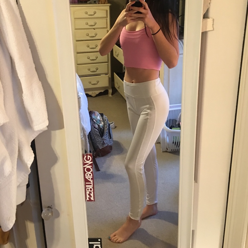 white leggings by venus williams