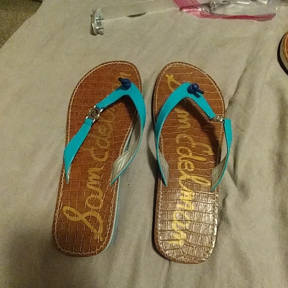 Flip flops