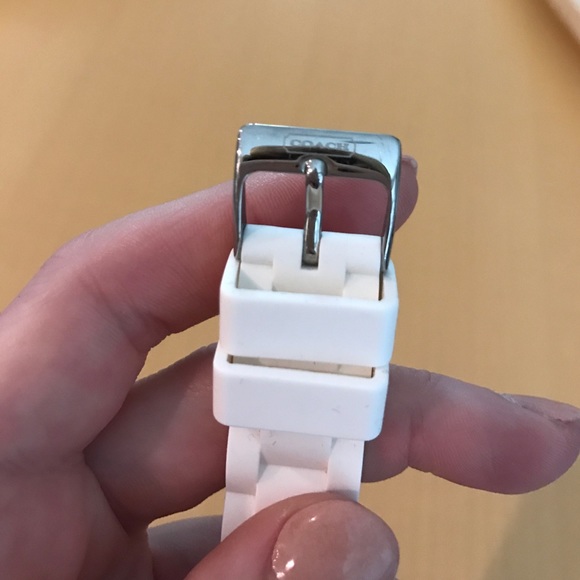 Coach Watch! Wore once! Super cute for summer! - Picture 4 of 7