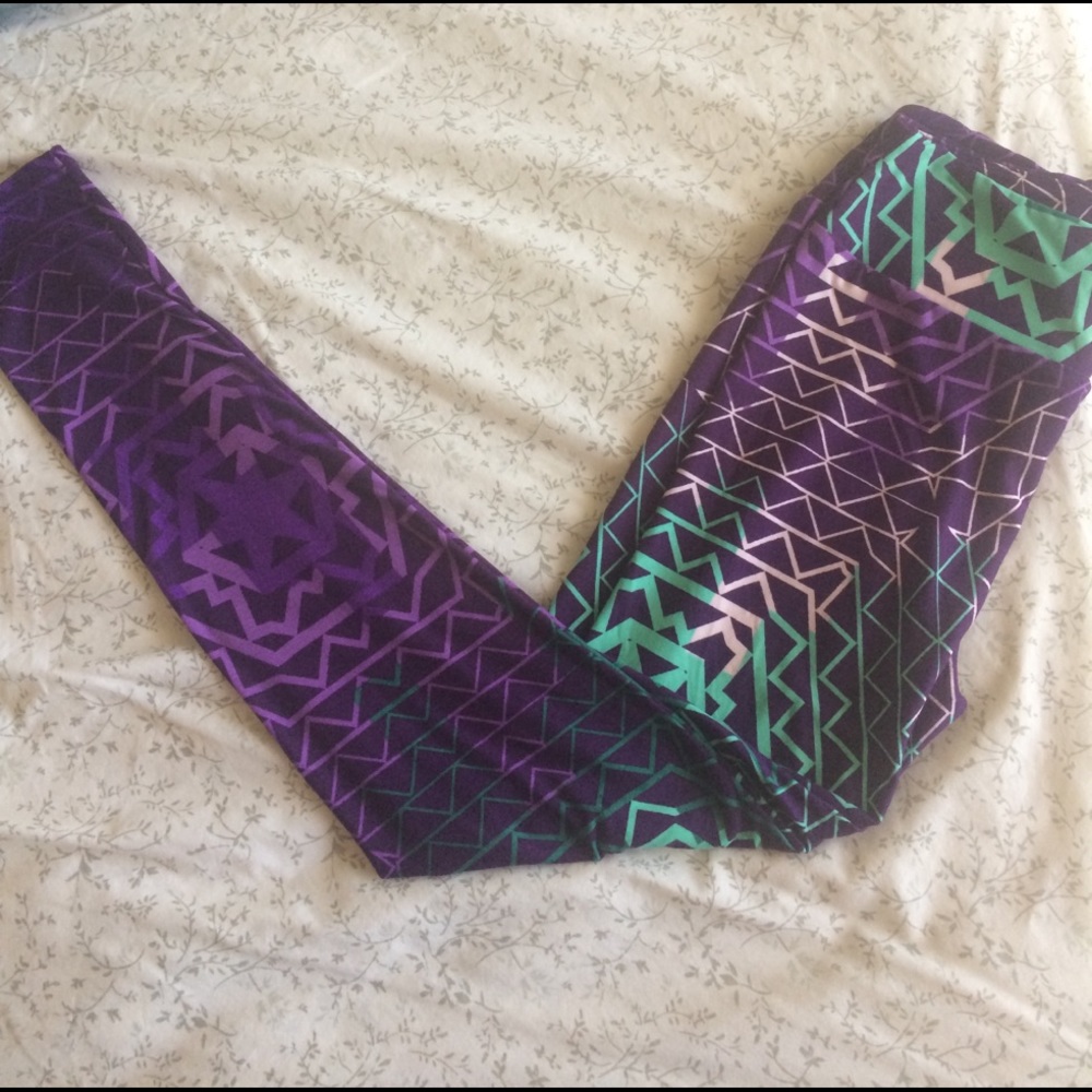 NWOT LuLaRoe OS leggings
