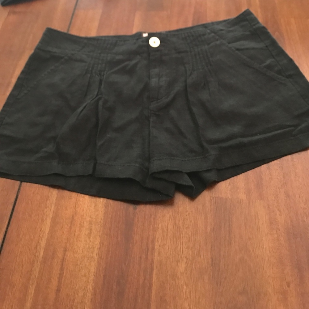 Adorable linen black juicy couture shorts