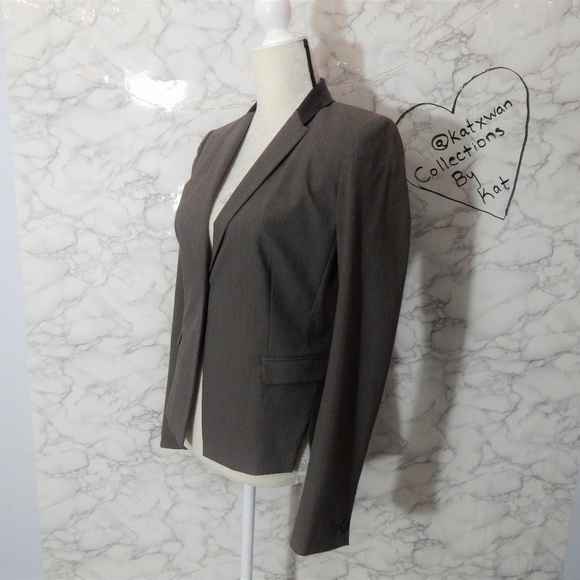 Classic Elie Tahari Leather Detail Blazer - Picture 2 of 5