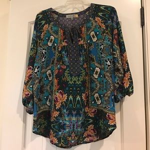 Figueroa & Flower large blouse