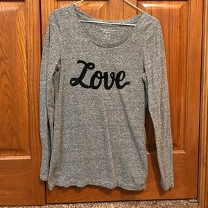 Gray long sleeved tshirt