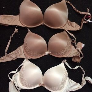 Never worn cosmopolitan bras
