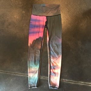 Teeki multi colored cloud print leggings