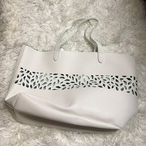 *NEW* Tote