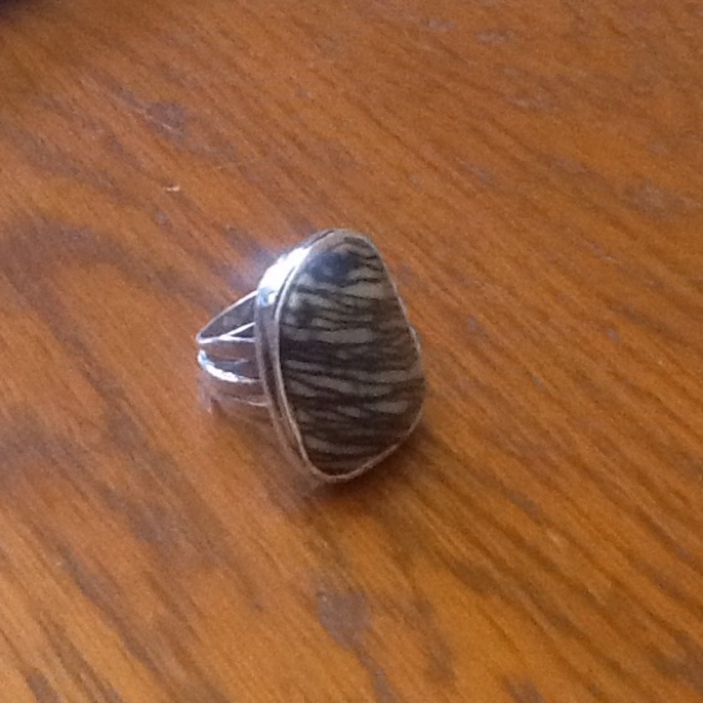 .925 Silpada Ring