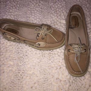 Angelfish Linen/ Leopd Seq Sperry