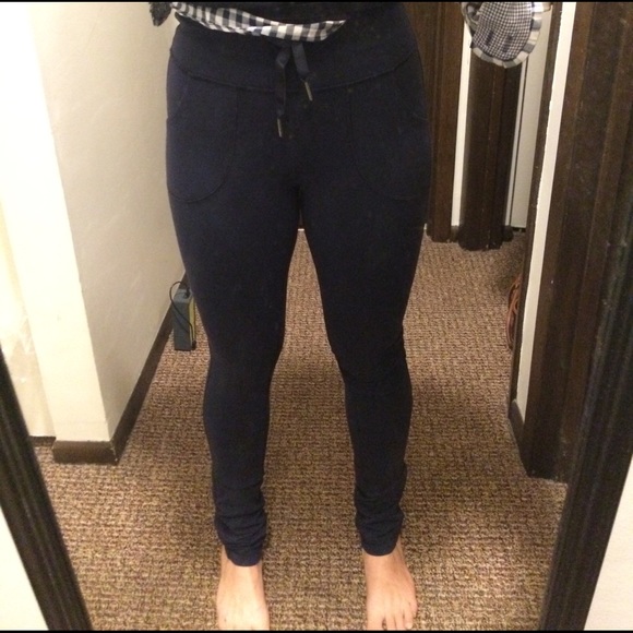 Navy blue Lulu pants - Picture 4 of 5
