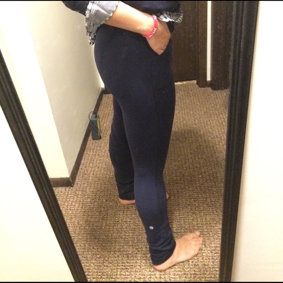 Navy blue Lulu pants - Picture 5 of 5