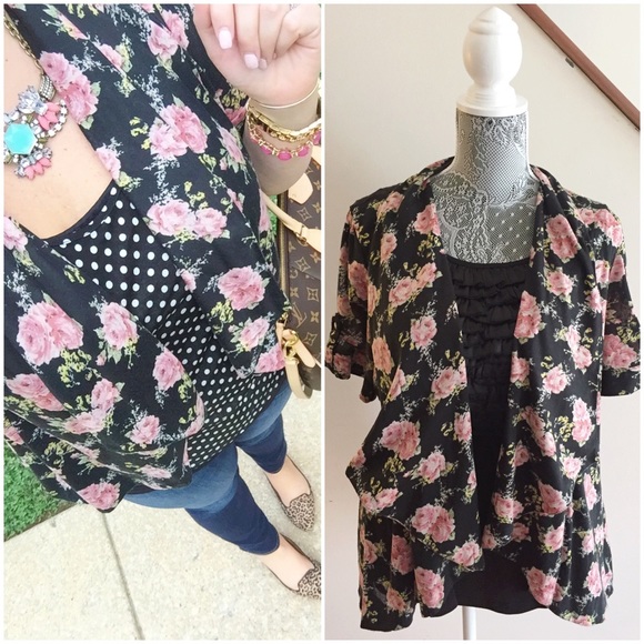 Forever 21 Tops - ☀️Forever 21+ Floral and Lace Jacket/Cardi Size 2X