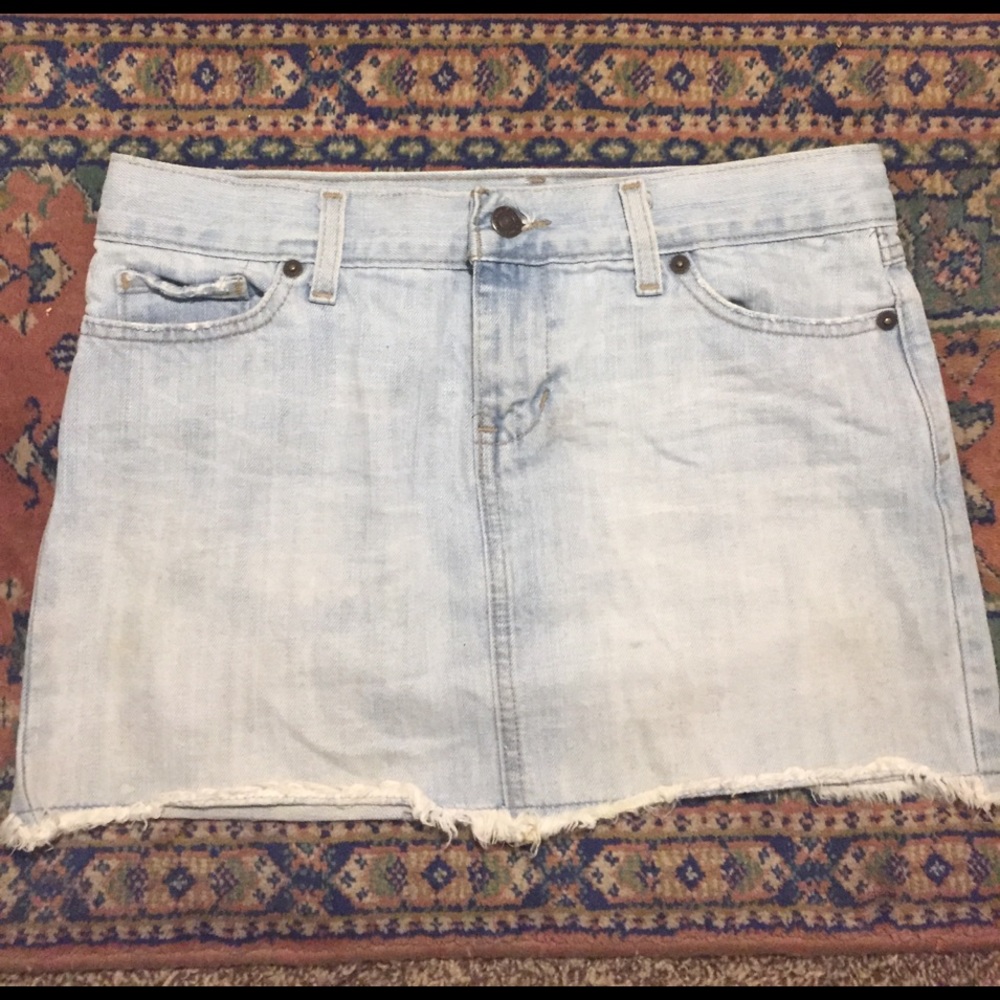 Light wash denim skirt