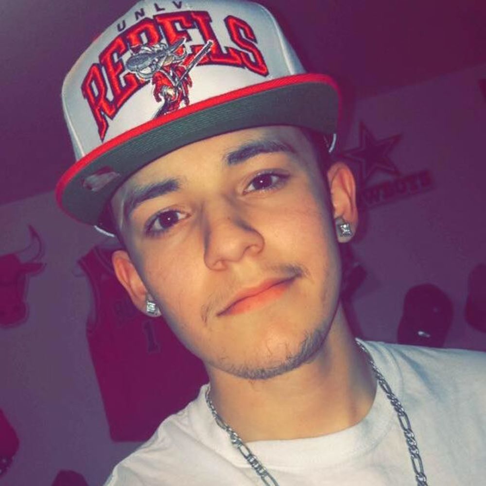 Meet your Posher, Hiram