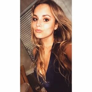 Meet your Posher, Alexis