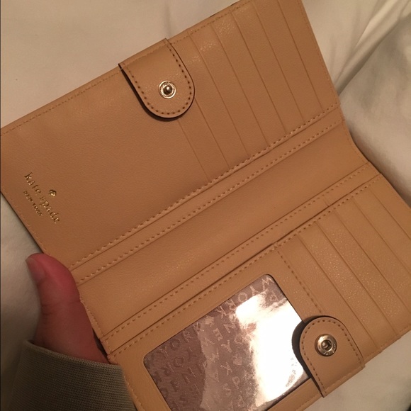 NEW Kate Spade purse w matching wallet!! - Picture 8 of 8