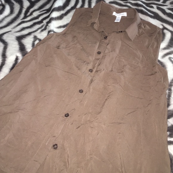 Button down blouse - Picture 2 of 2