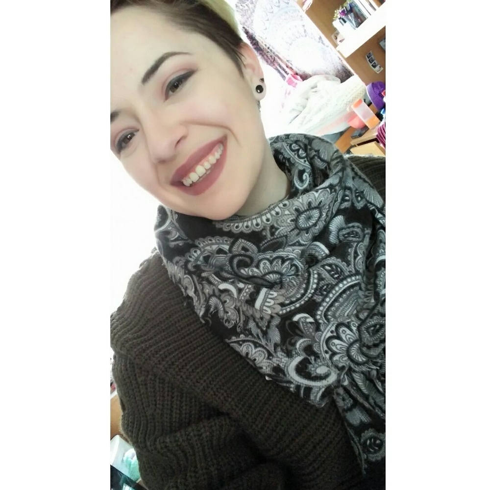 Meet your Posher, Joanna