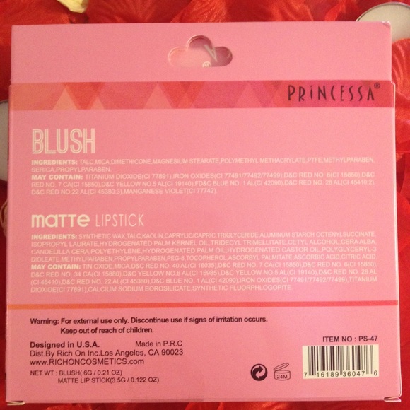 Blush +matte lipstick - Picture 4 of 5