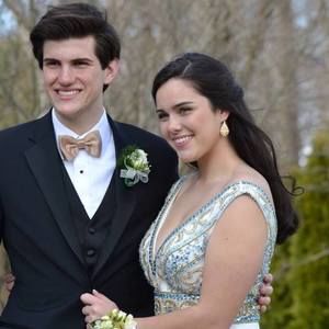 Meet your Posher, Caitlin