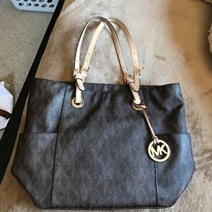 Authentic MK purse - large