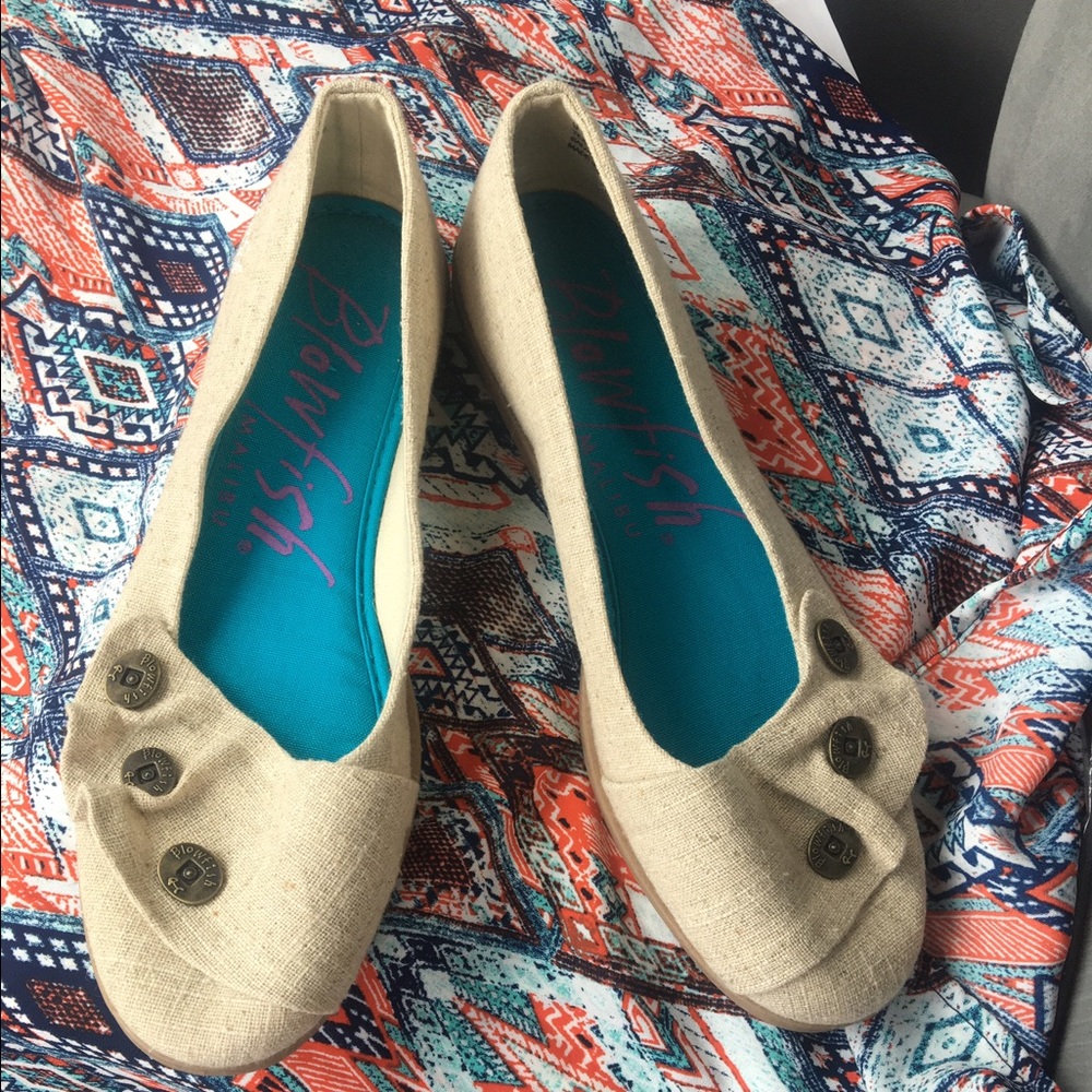 Blowfish Tan Flats size 9
