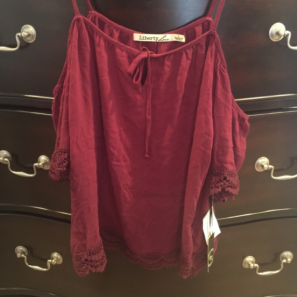 Lace cold shoulder top