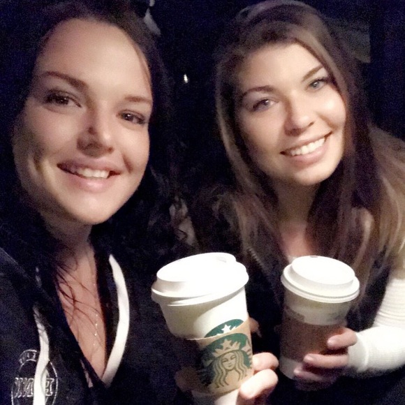 Meet your Posher, Danielle - Picture 1 of 1