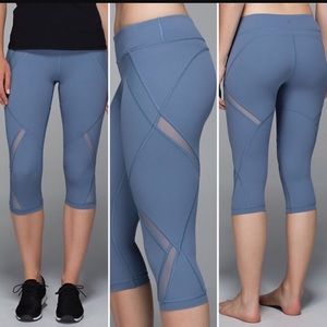 Lululemon Luxtreme Cool to street crop