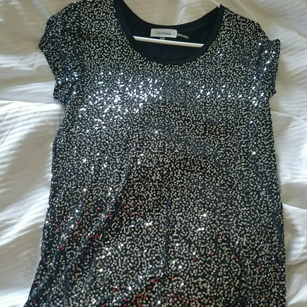 Super cute women's sequined soft shirt XS