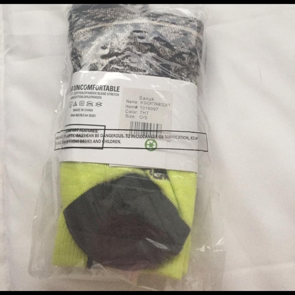 Sanuk socks