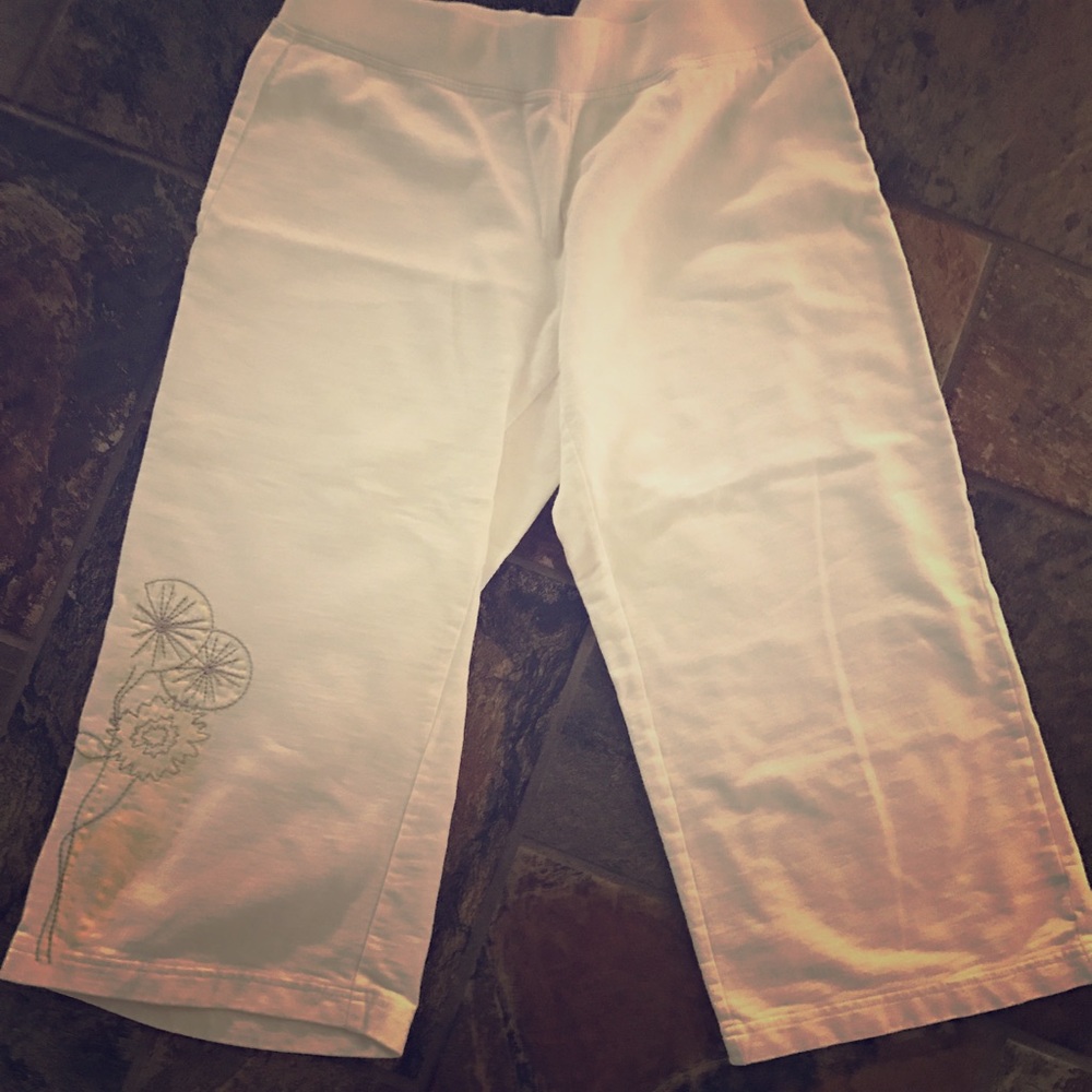 Cute cotton capris 😀