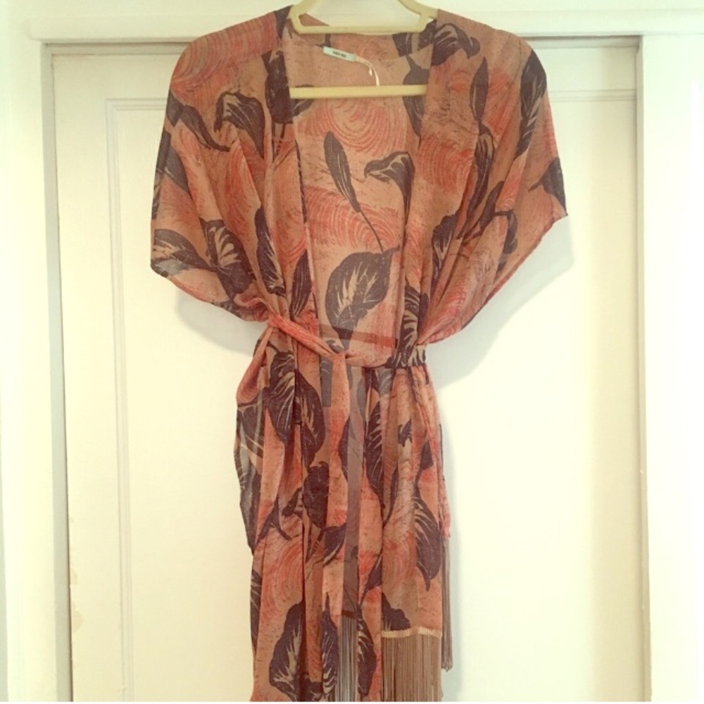 ISO Kimichi Blue pink floral tie/wrap kimono