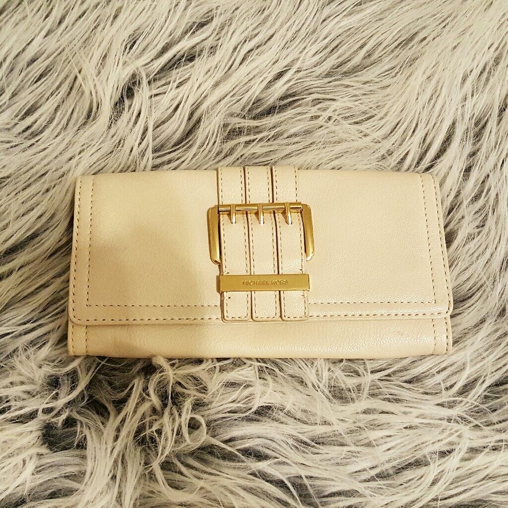 *SOLD*  Michael Kors Large Clutch