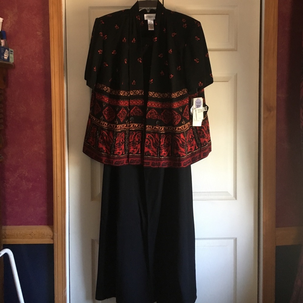 SALE.....Dress and cover