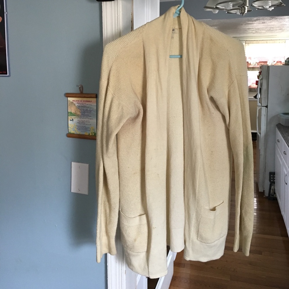 Large sweater with pockets