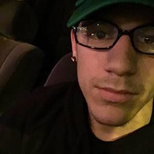 Meet your Posher, Dylan