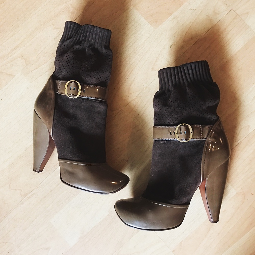 Marc Jacobs Fall 2006 Sock Ankle suede boots