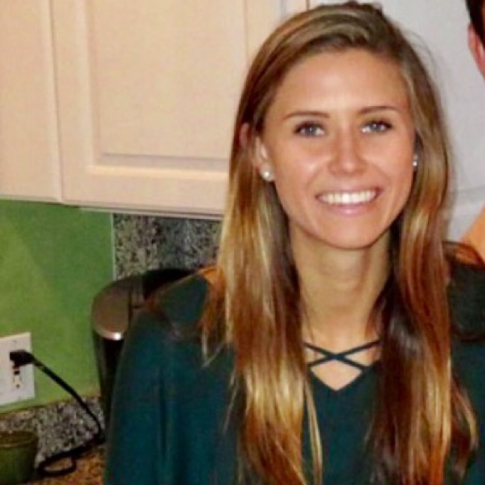 Meet your Posher, Claire