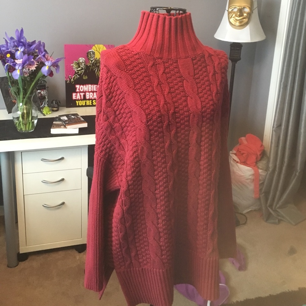 Maroon red sweater