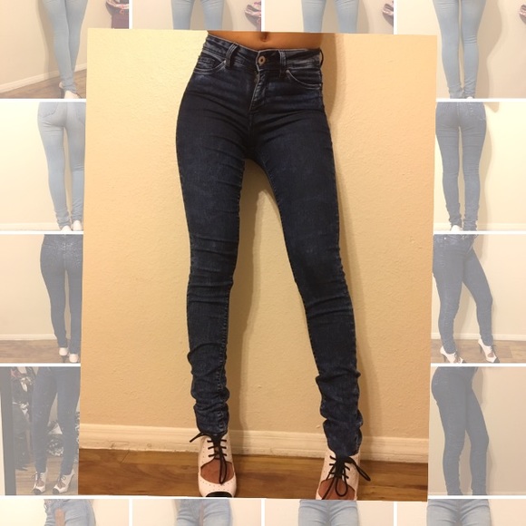 Pair of Jeans - Picture 2 of 2