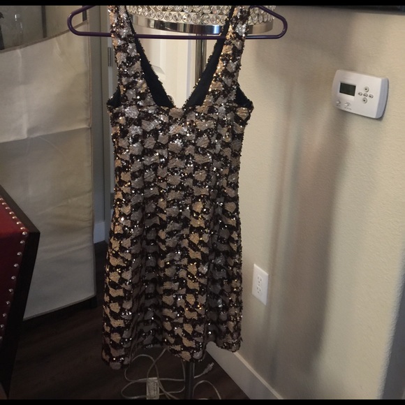 Kimikal XSmall Gold Mini Dress - Picture 3 of 5